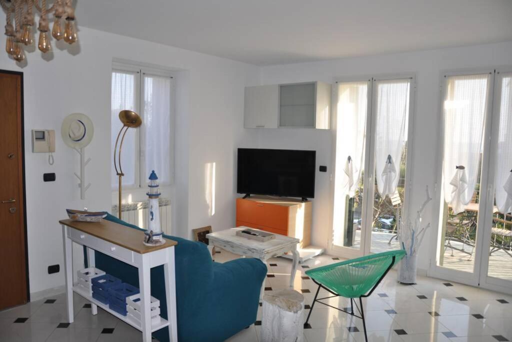 Appartamento Villa Rita A 100 M Dal Mare! Vallecrosia Exterior photo